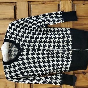 Pure Cashmere Only Mine 2 Ply Cashmere Button Up Sweater Small Black White